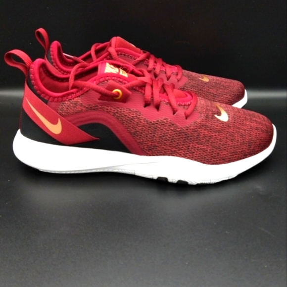 nike running shoes women size 6